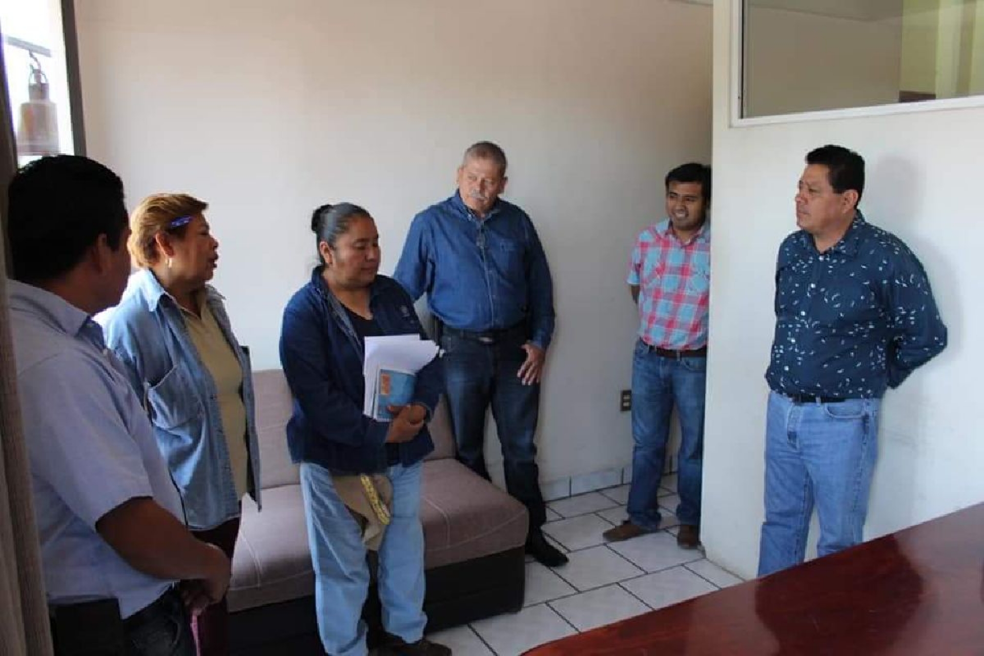 Analizan INAH y Ayuntamiento de Jonacatepec renovación del zócalo municipal