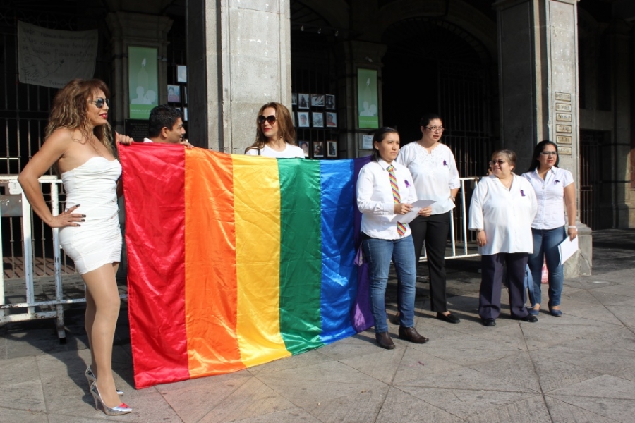 Sólo “simulación”, políticas a favor de comunidad de la diversidad sexual