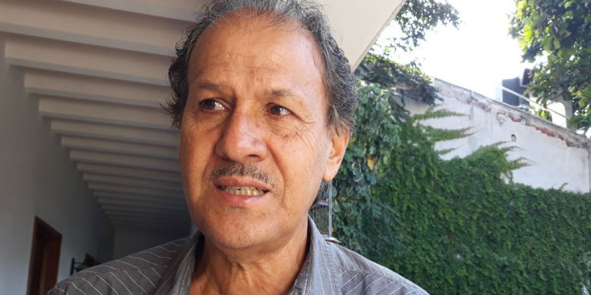 Celebra presidente de la FAT cancelación del proyecto Morebús