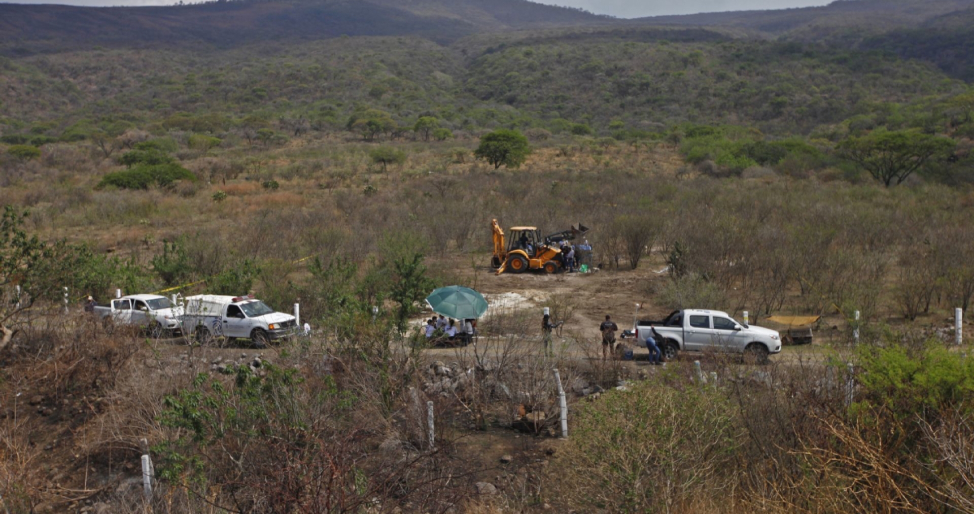 Localizan 24 cuerpos en fosa clandestina de Zapopan; seis son identificados