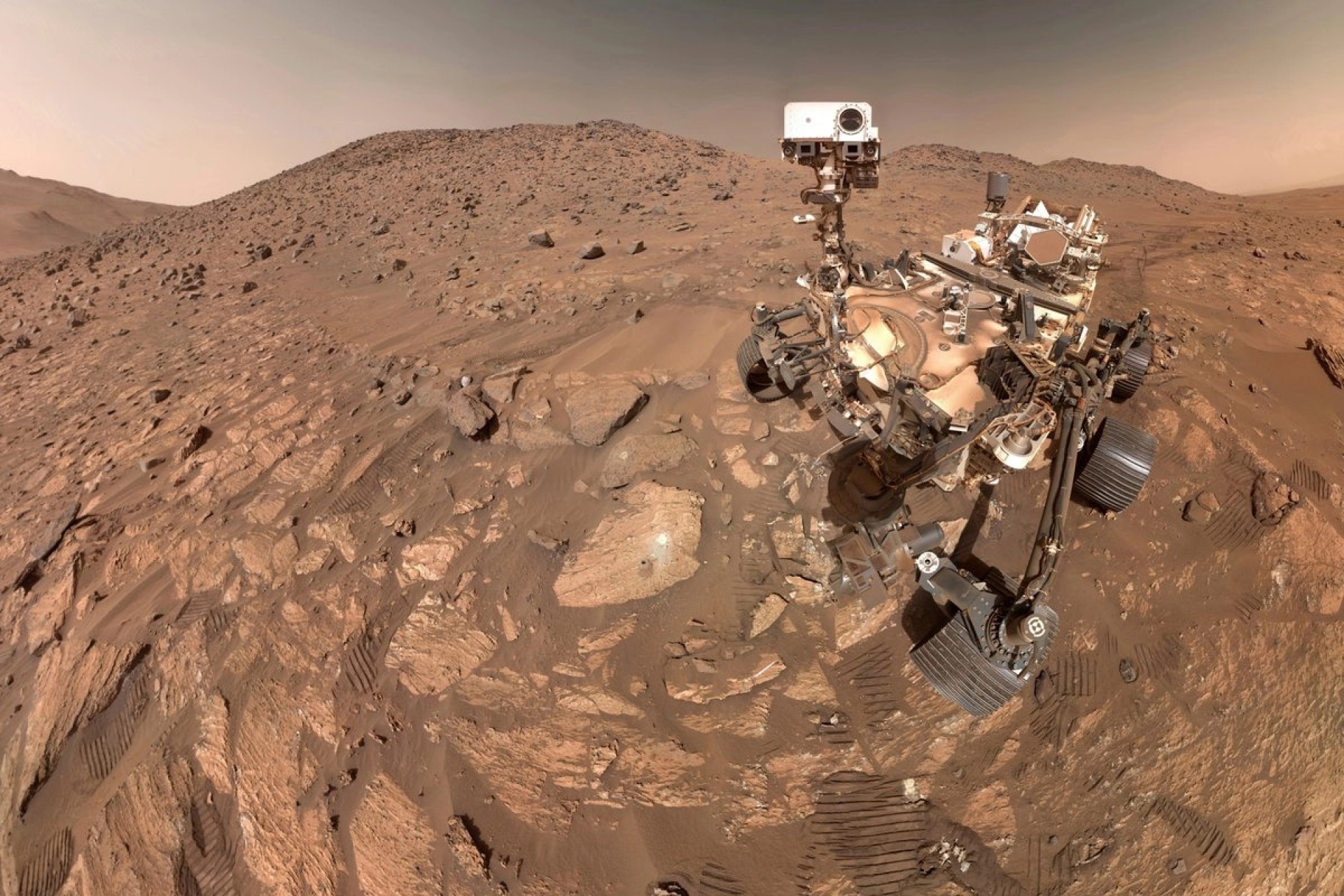 Rover Perseverance registra 'mini rayos' en la superficie de Marte