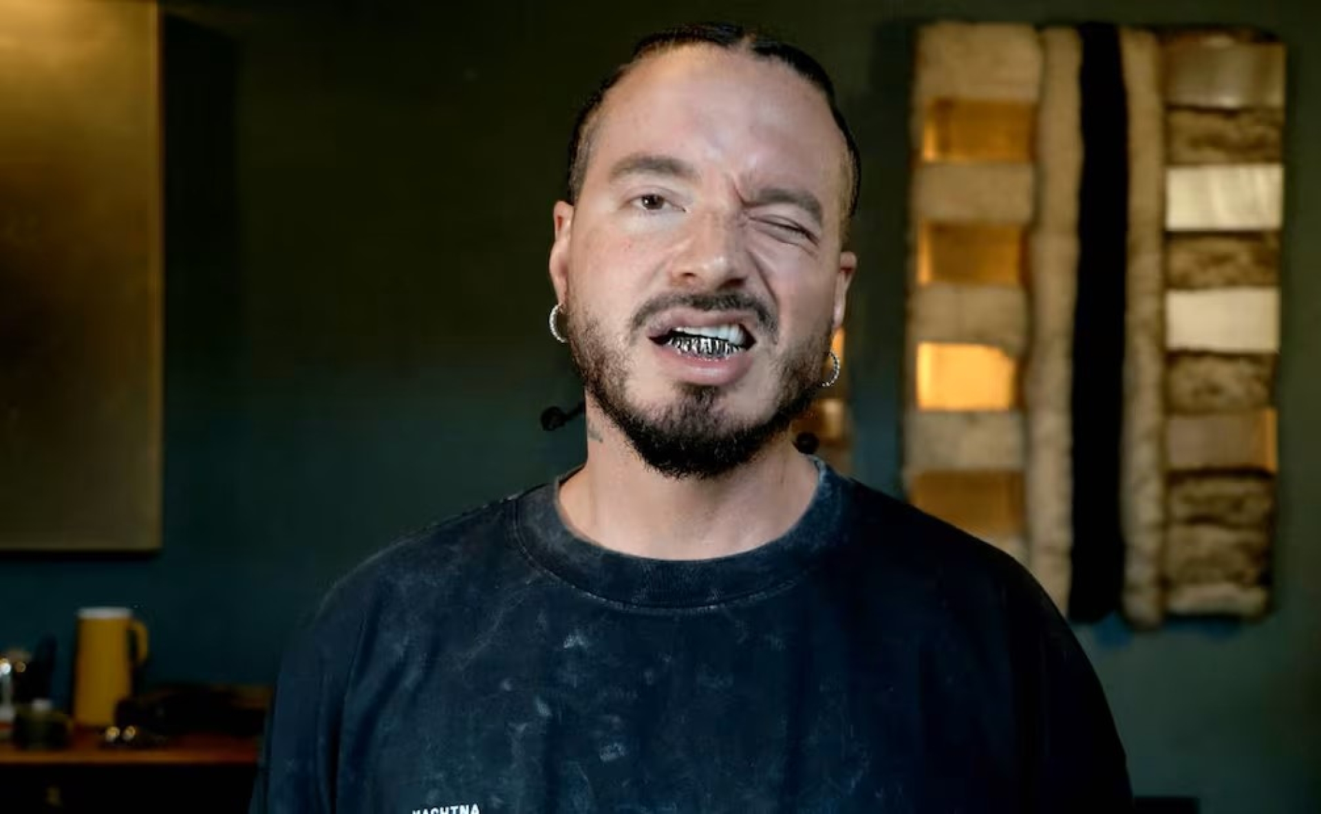 J Balvin lanza "Rayo" y se reconecta con sus raíces musicales