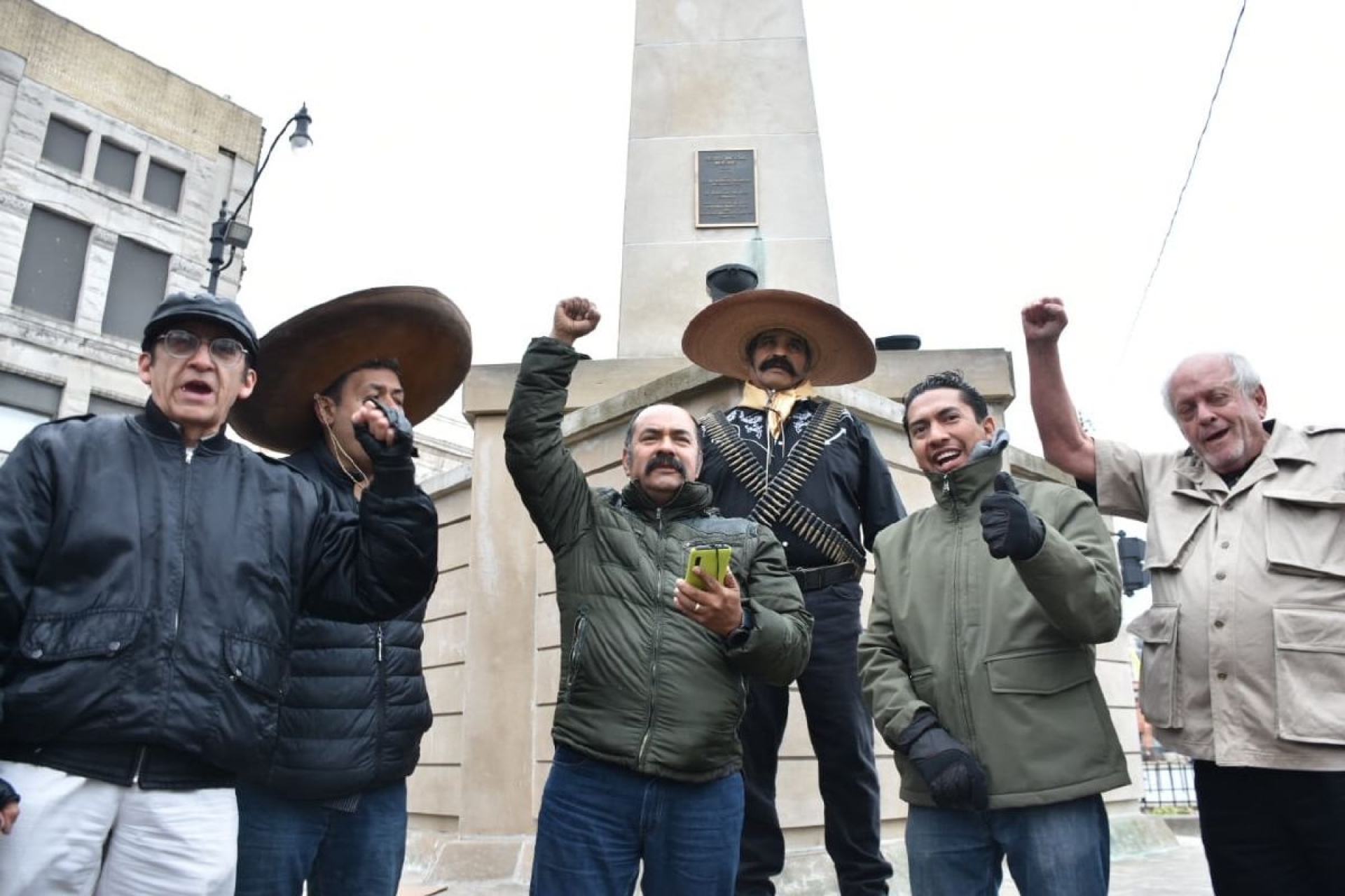 Cancelan Marcha de los 100 Zapatas en Chicago por el mal tiempo