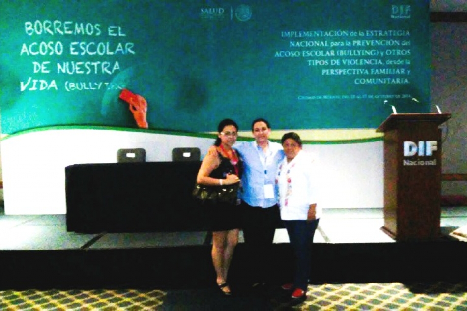 Capacitan a personal del DIF Yautepec para combatir el bullying