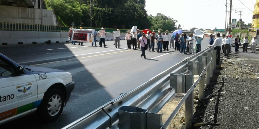 Protesta Asociación Cívica Morelense; efectuó bloqueos parciales en autopista