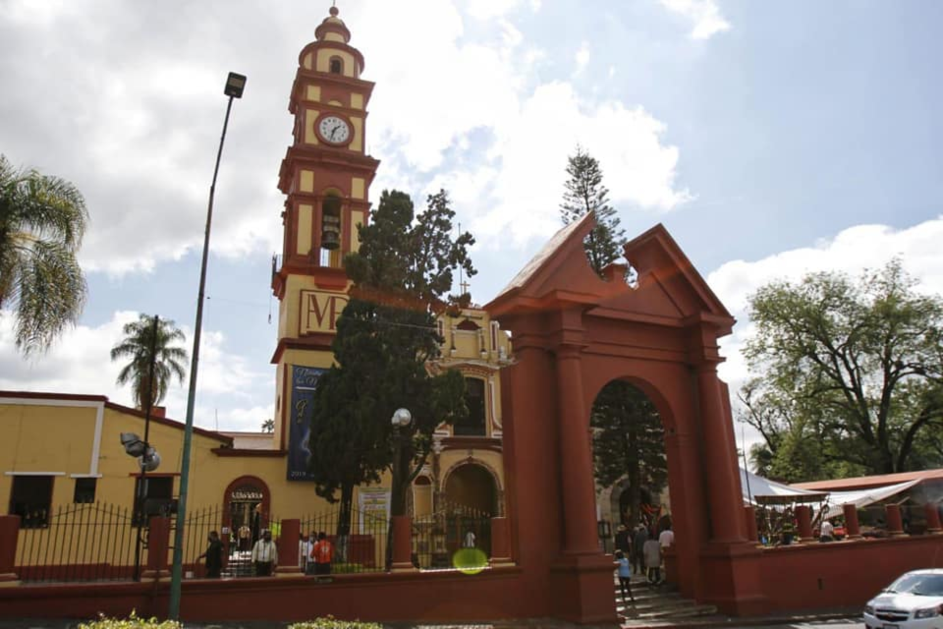 Piden a fieles católicos seguir celebraciones en forma virtual