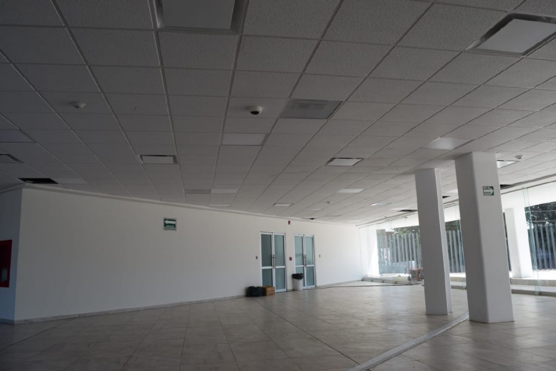 Confirman que la constructora de la sede legislativa ocupa parte del inmueble
