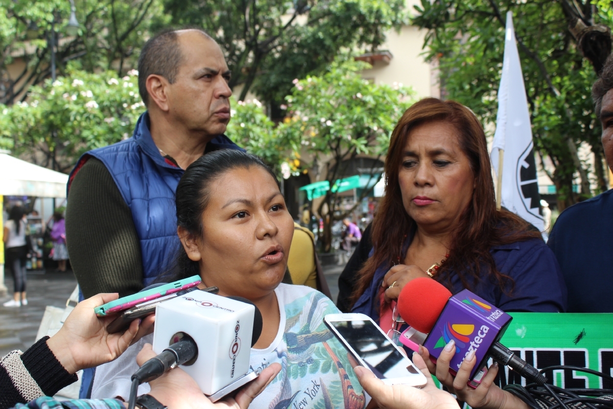 Toman escuela en Ticumán por el cobro de boletas