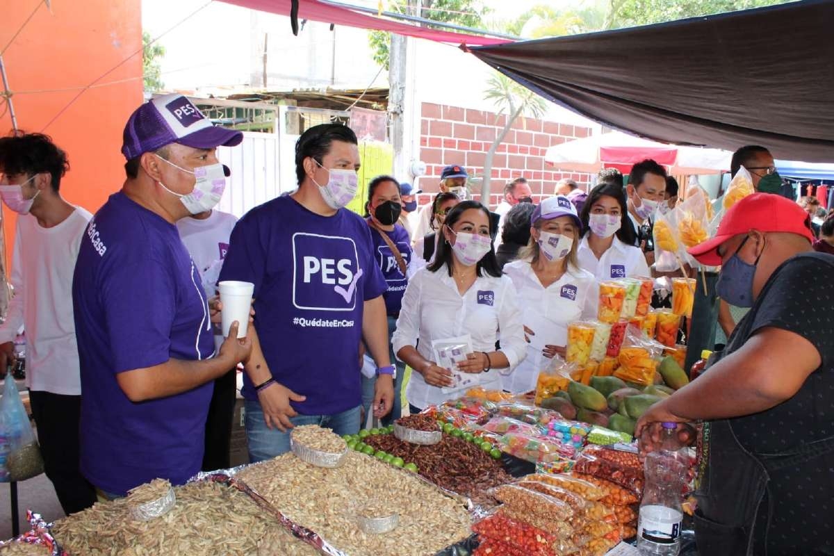 Promete PES apoyo al comercio local