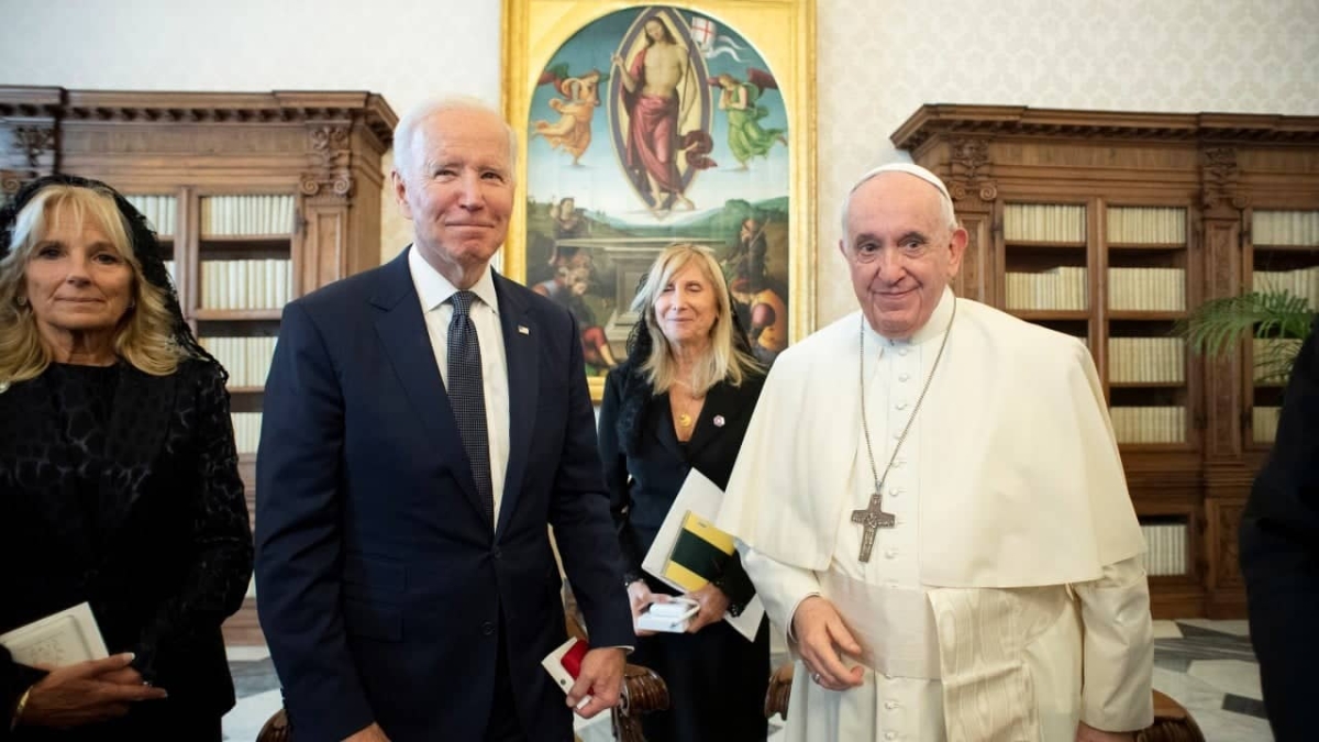 Joe Biden y el Papa Francisco se reúnen en el Vaticano