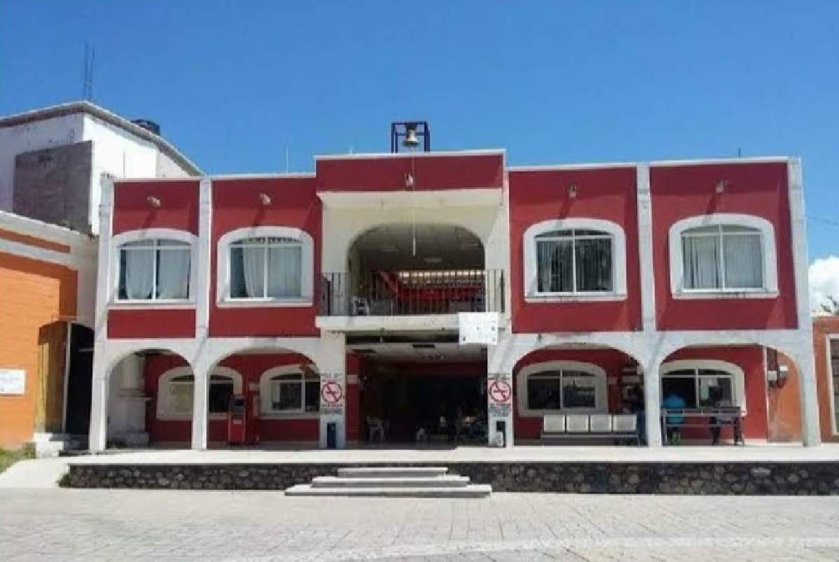 Jubilados y pensionados de Puente de Ixtla esperan pago de aguinaldo