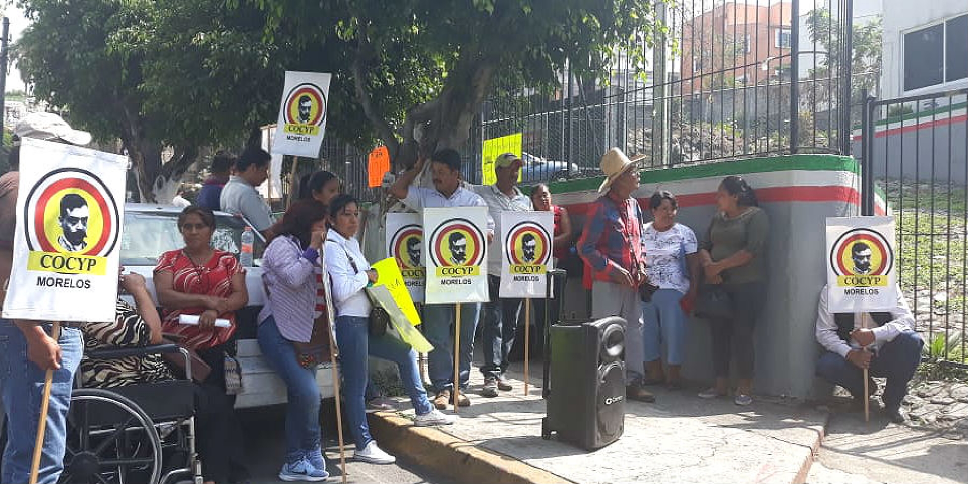 Toman integrantes de las organizaciones UGOCP y COCYP delegación de la Sedatu