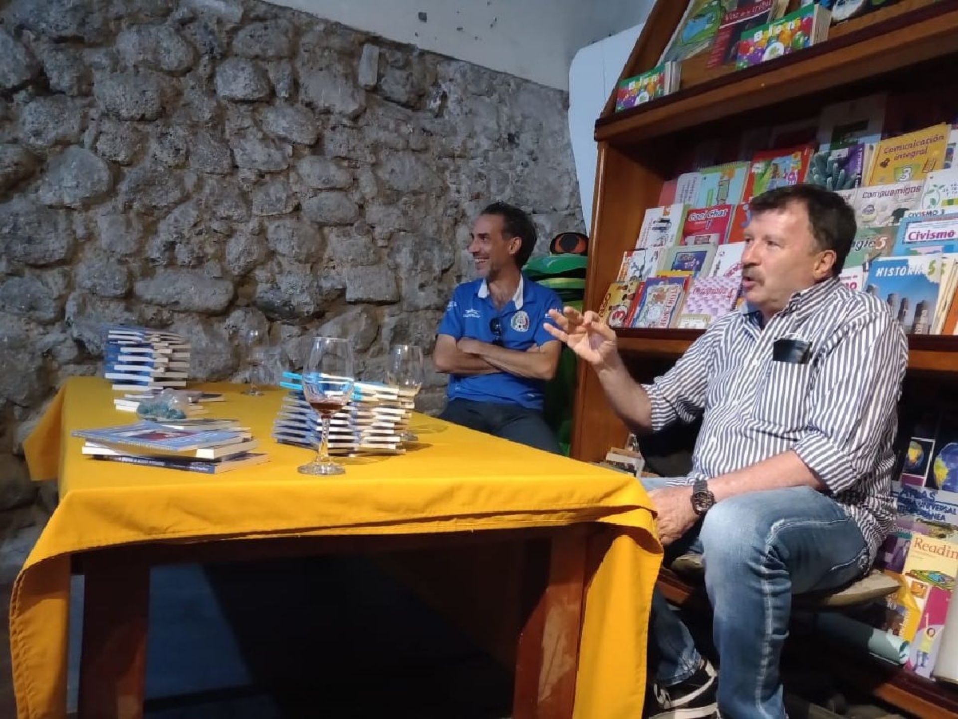 Carlos Prigollini ofrece conferencia "Futbol, Pasión y Sociedad"