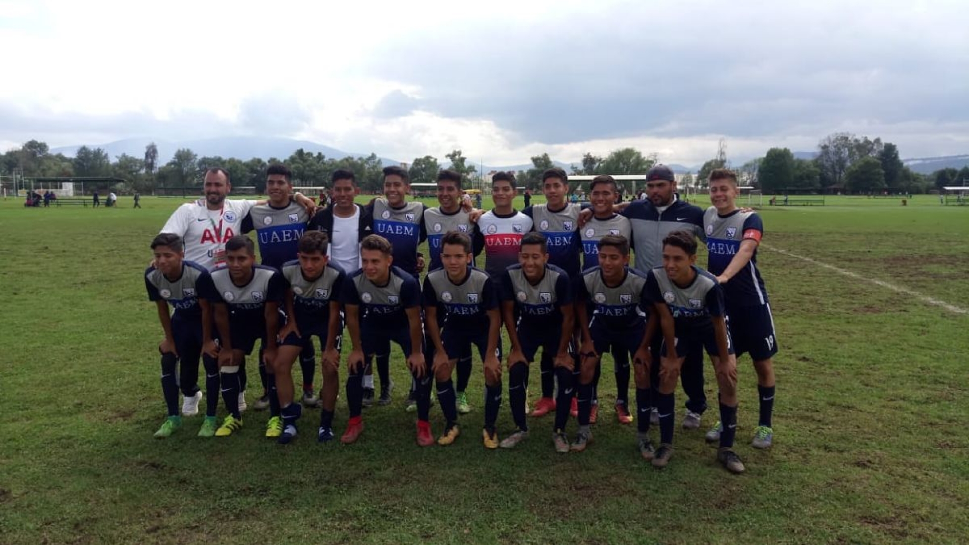 Equipo de futbol de Morelos gana plata en Michoacán