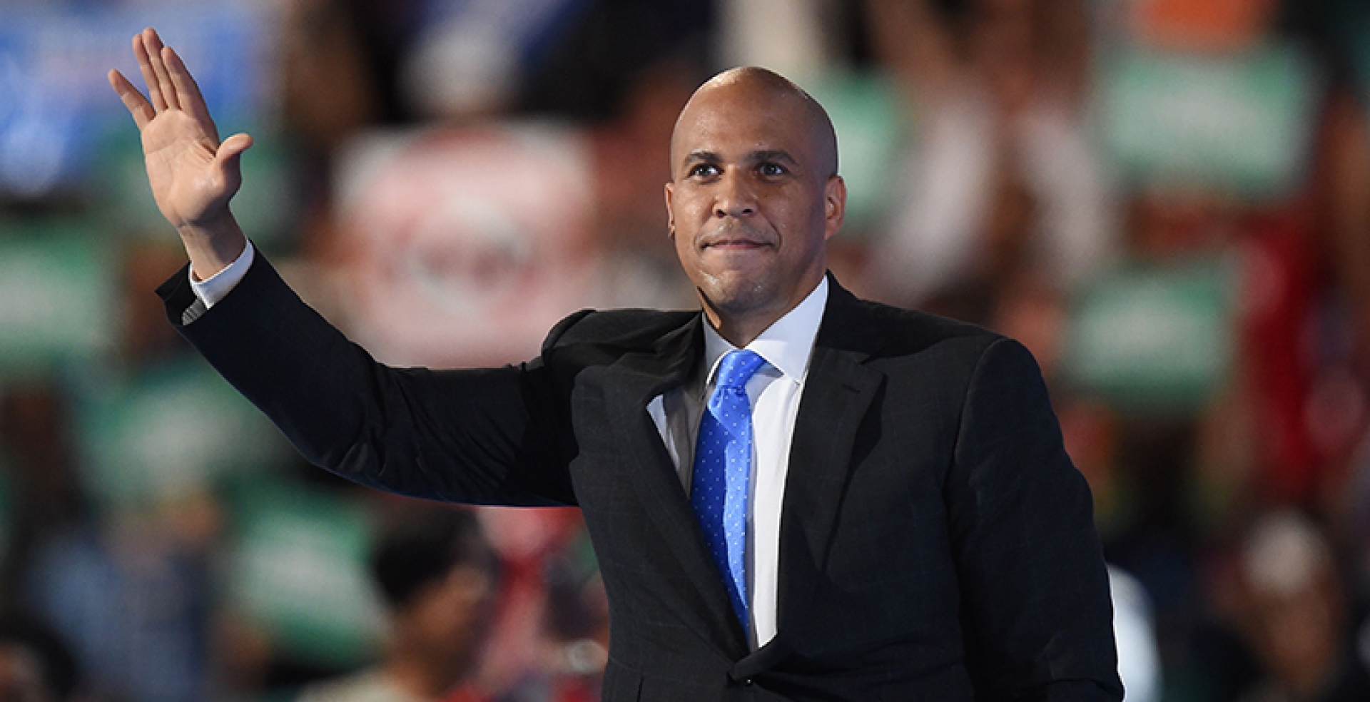 ¡Uno más salta al ruedo! Senador Cory Booker buscará presidencia de EU