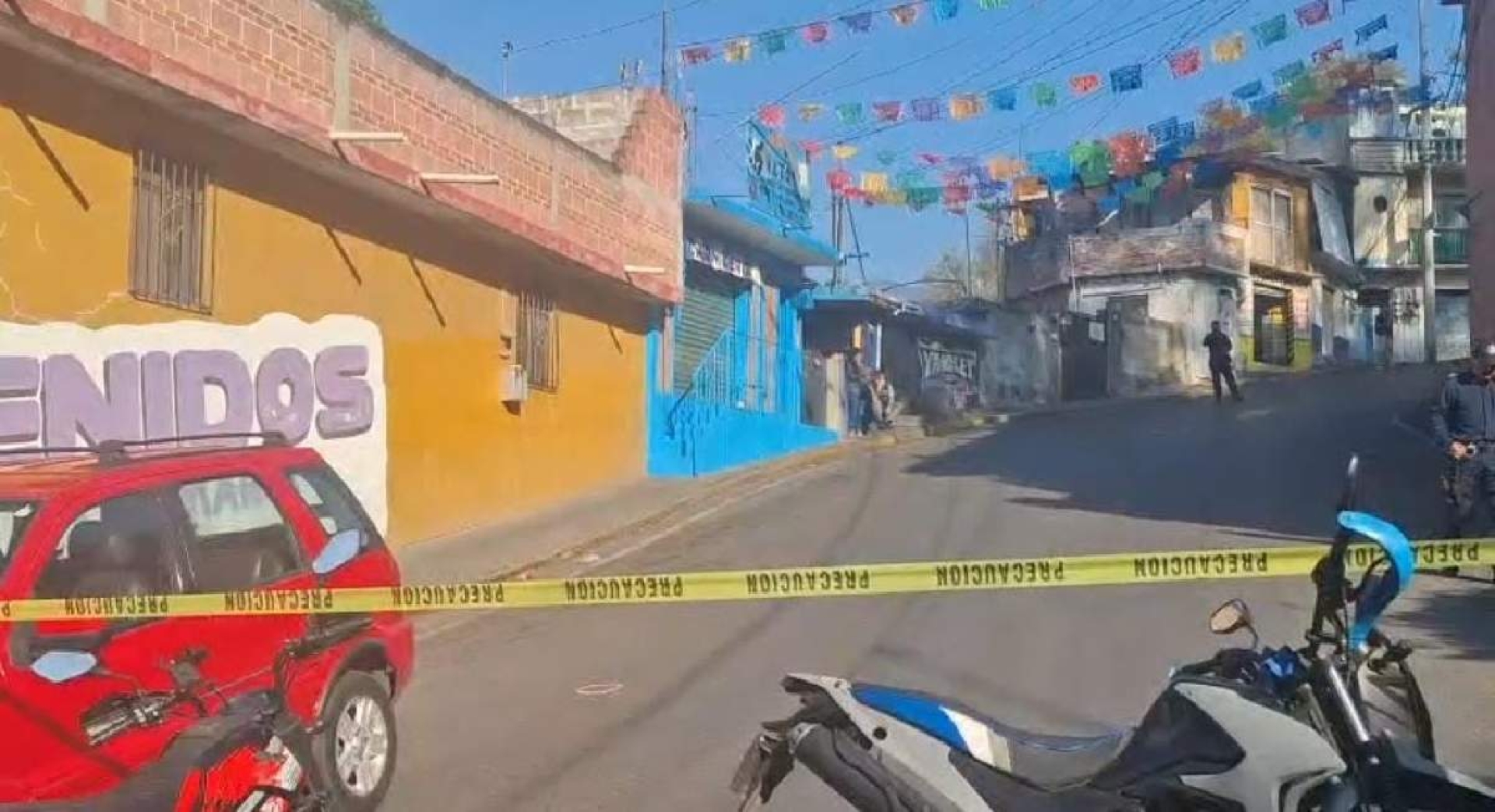 Disparan contra negocio en Santa María Ahuacatitlán