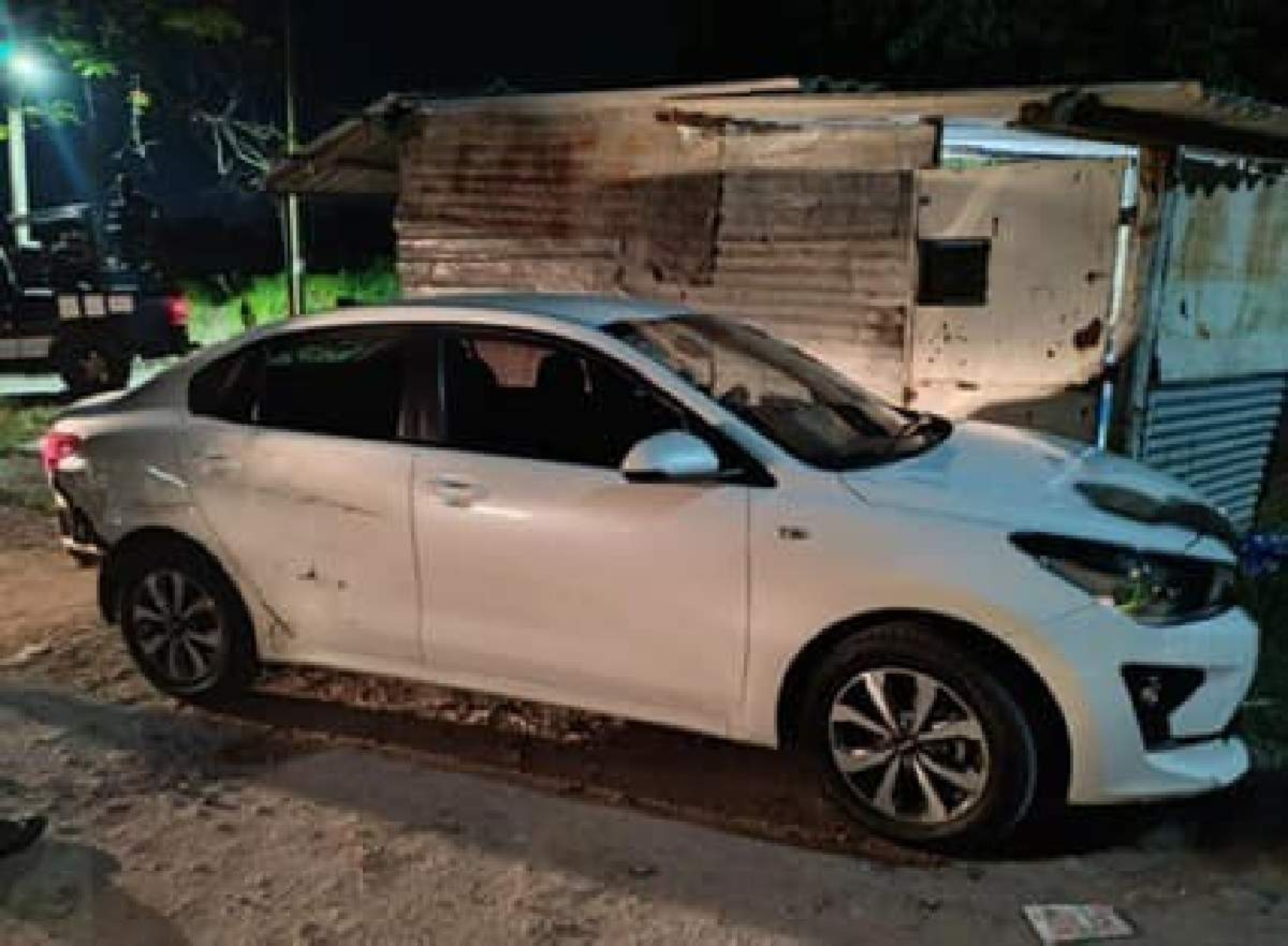 Encuentran un auto abandonado en Temixco