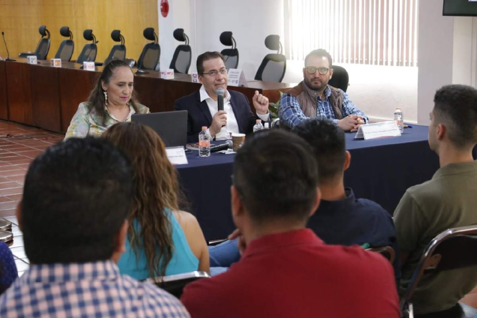 Aprueban cuatro mil cien candidaturas para ayuntamientos