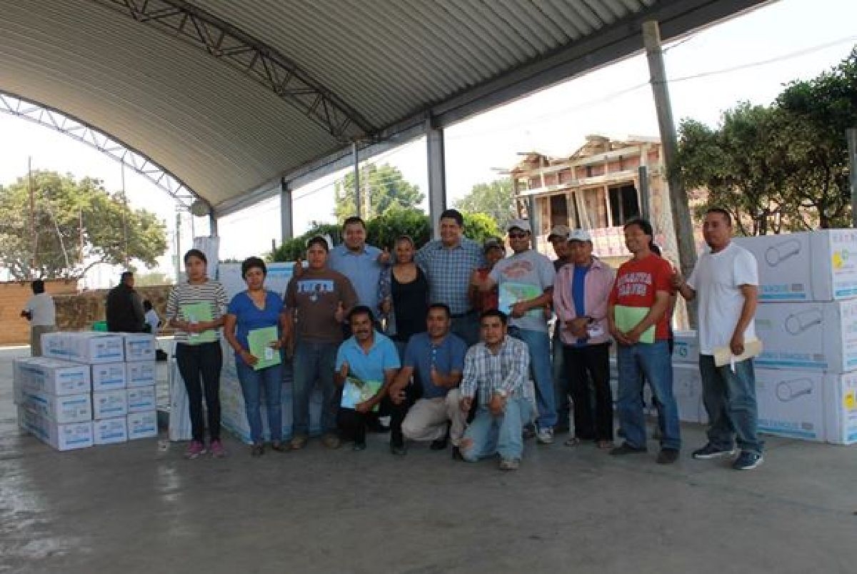 Entregan calentadores solares en la comunidad del Texcala en Yecapixtla