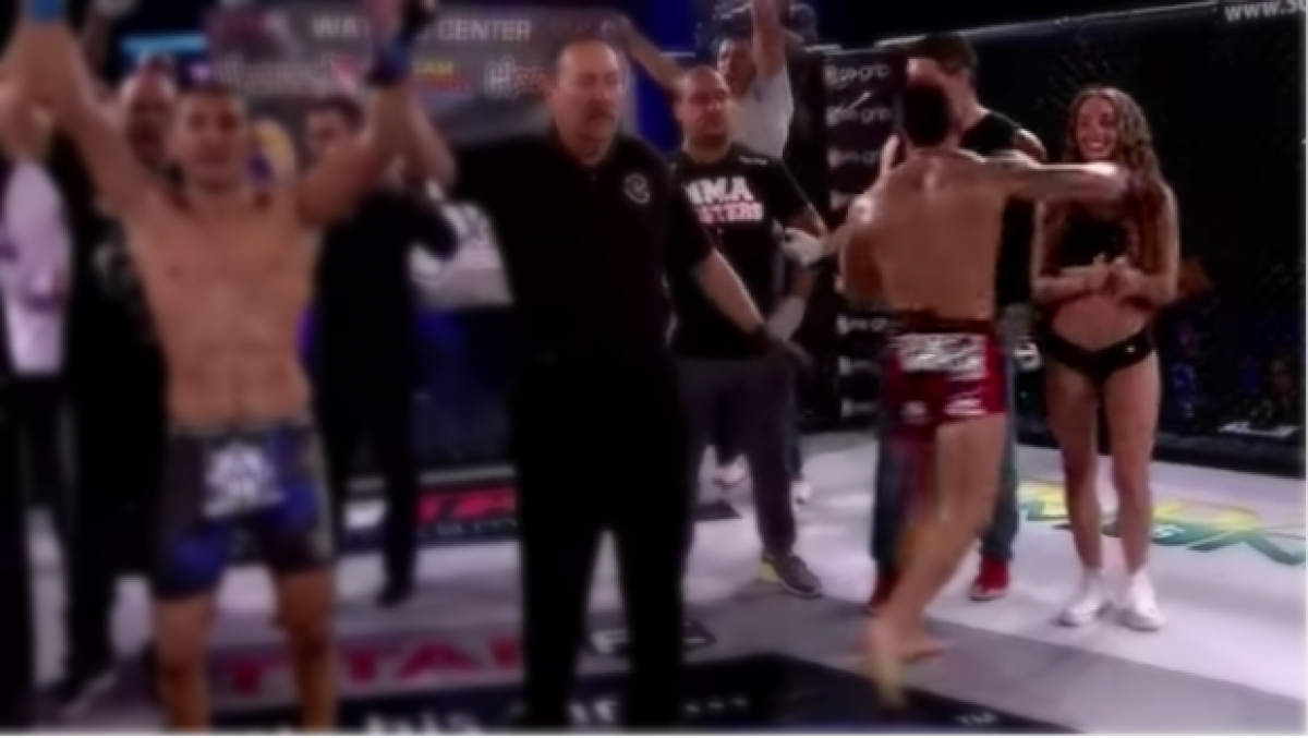 Peleador de la MMA golpea a edecán tras derrota