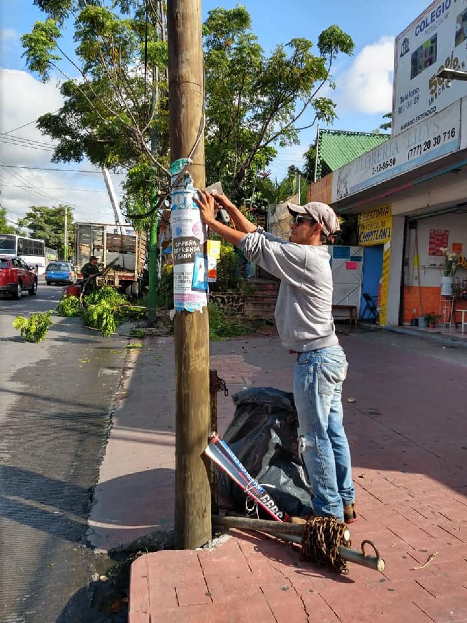 Retirarán lonas y anuncios que carezcan de permiso