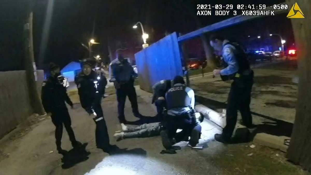 Policía de Estados Unidos mata a tiros a un adolescente latino de 13 años