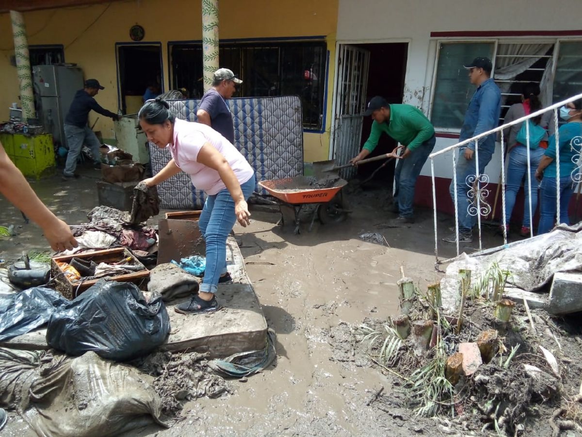 Lluvias causan daños en municipios del surponiente
