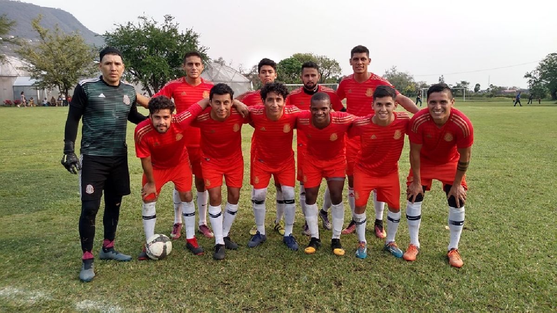 Gas Morelos levanta título de la Liga Intersemanal de Progreso