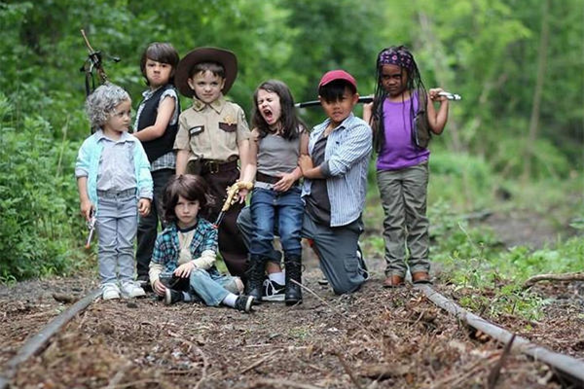 Niños recrean emblemáticas escenas de 'TWD'