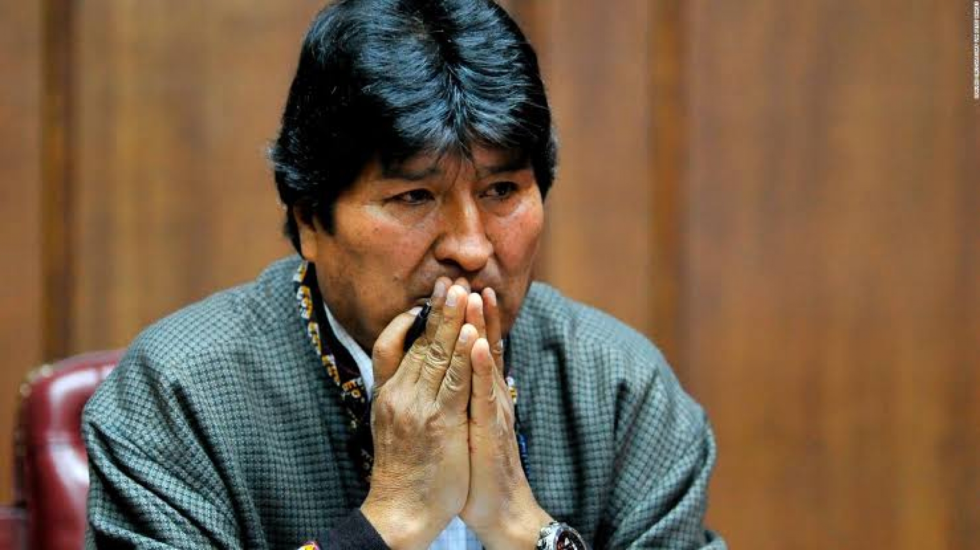 Dictan orden de aprehensión contra Evo Morales