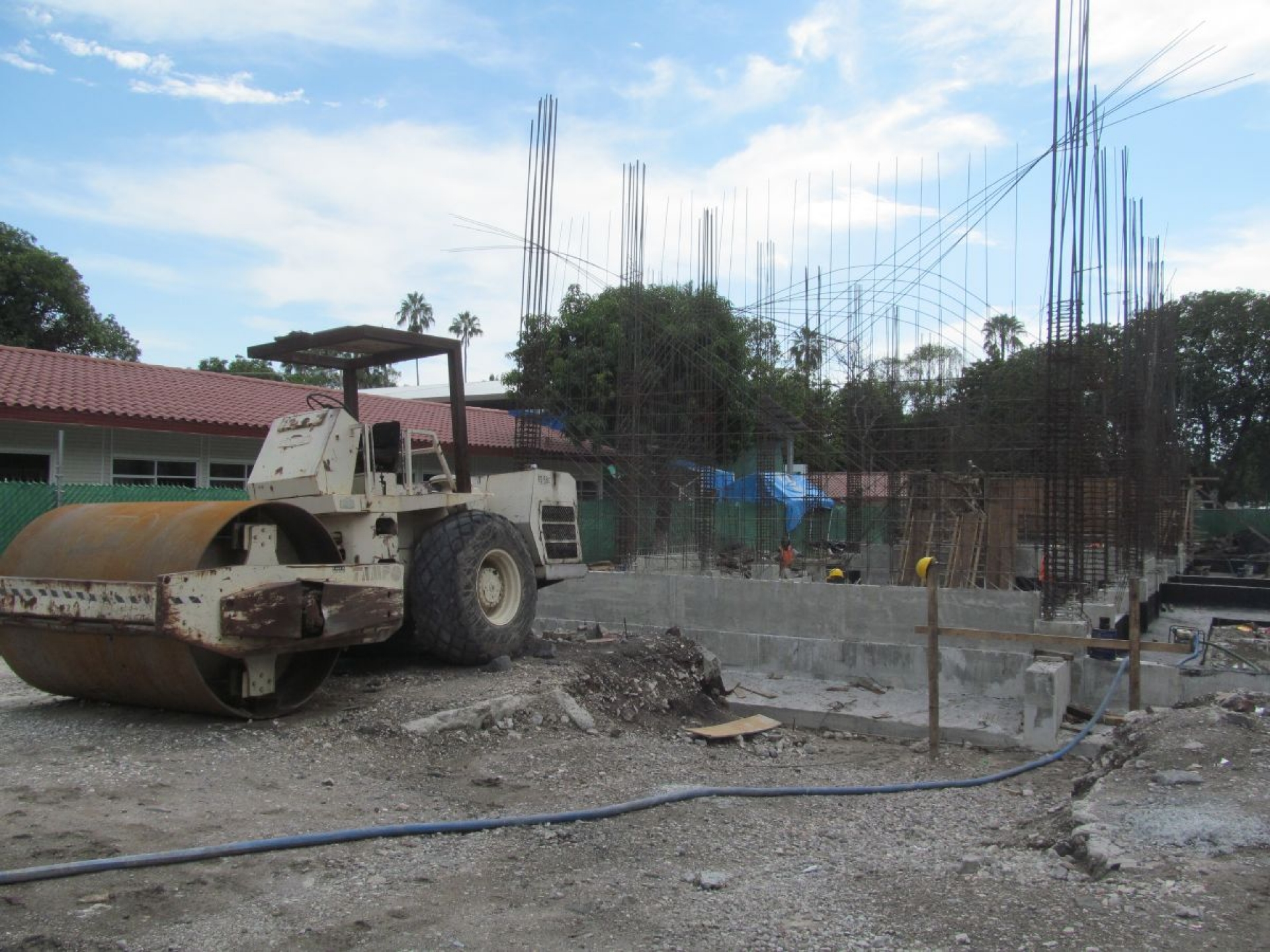 Deploran lentitud en reconstrucción de la secundaria “Enrique González Aparicio”