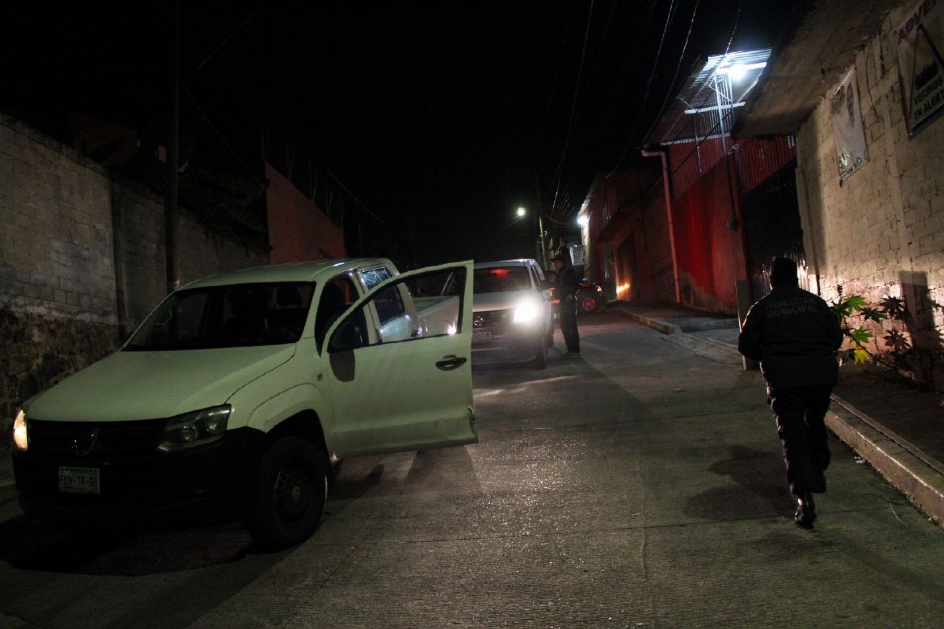 Matan a joven y realizan más de 100 disparos en privada
