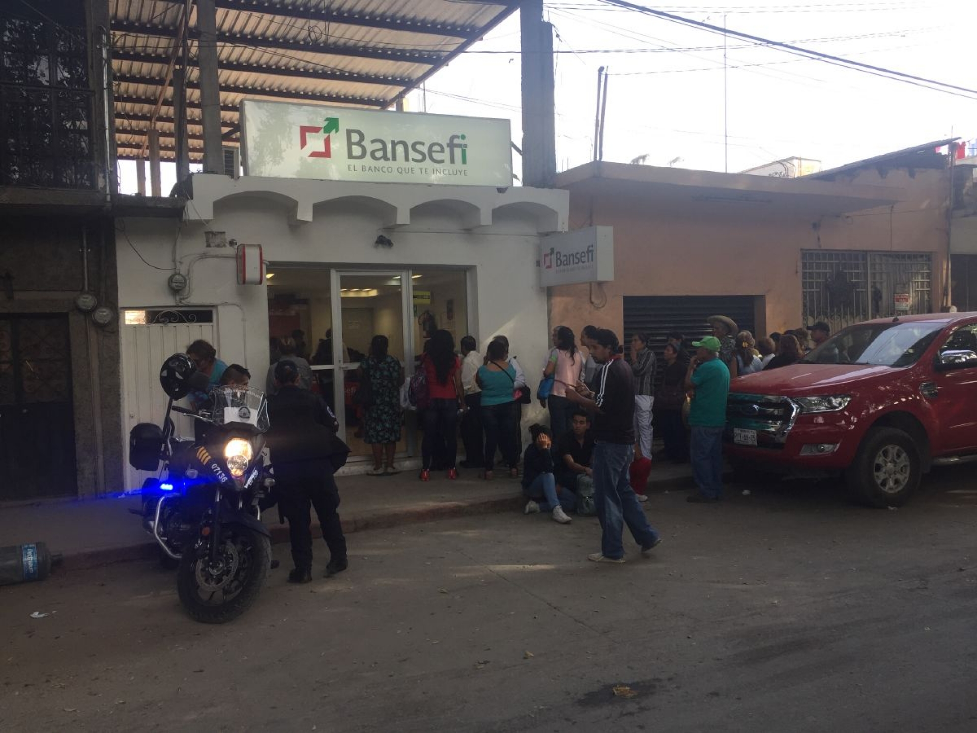 Sin recoger, cerca de 100 tarjetas Fonden en Jojutla