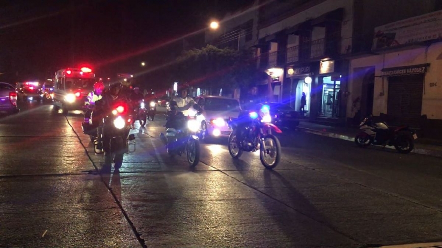 Despiden con caravana rescatistas a paramédico asesinado a balazos