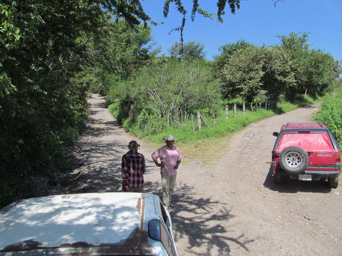 Nuevamente bloquean acceso a basurero de Zacatepec