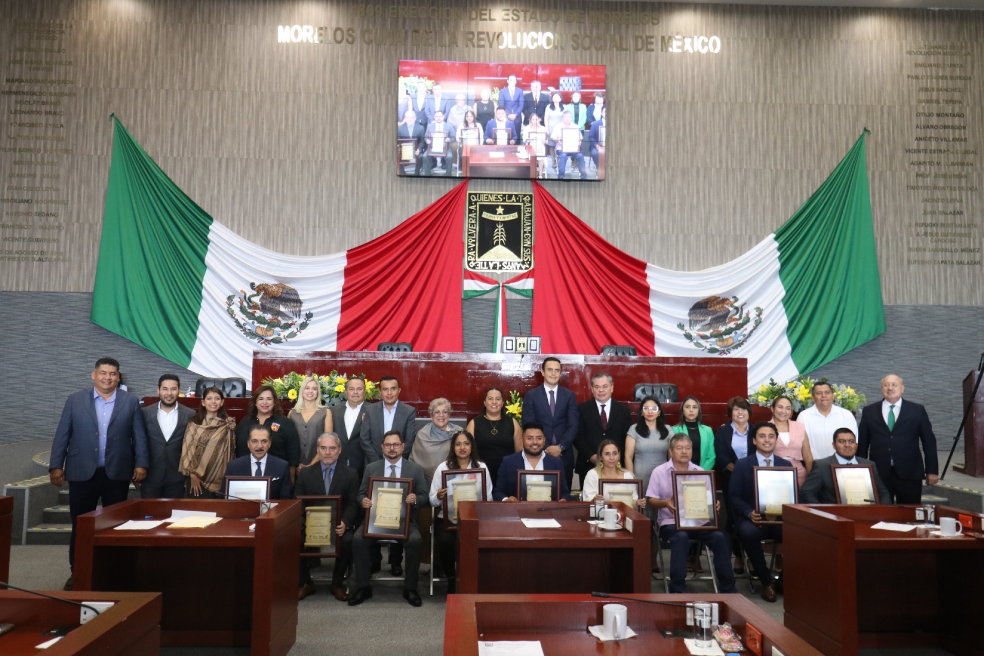 Entregan diputadas y diputados el 'Premio al Mérito Periodístico del Estado de Morelos 2025'