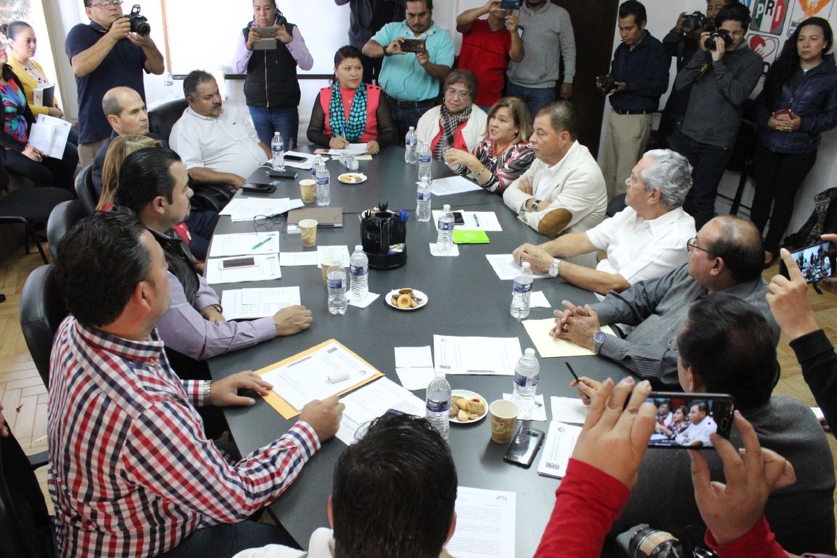 Abogan profesionistas por estudiantes de Medicina afectados por la pérdida de hospitales a raíz del sismo