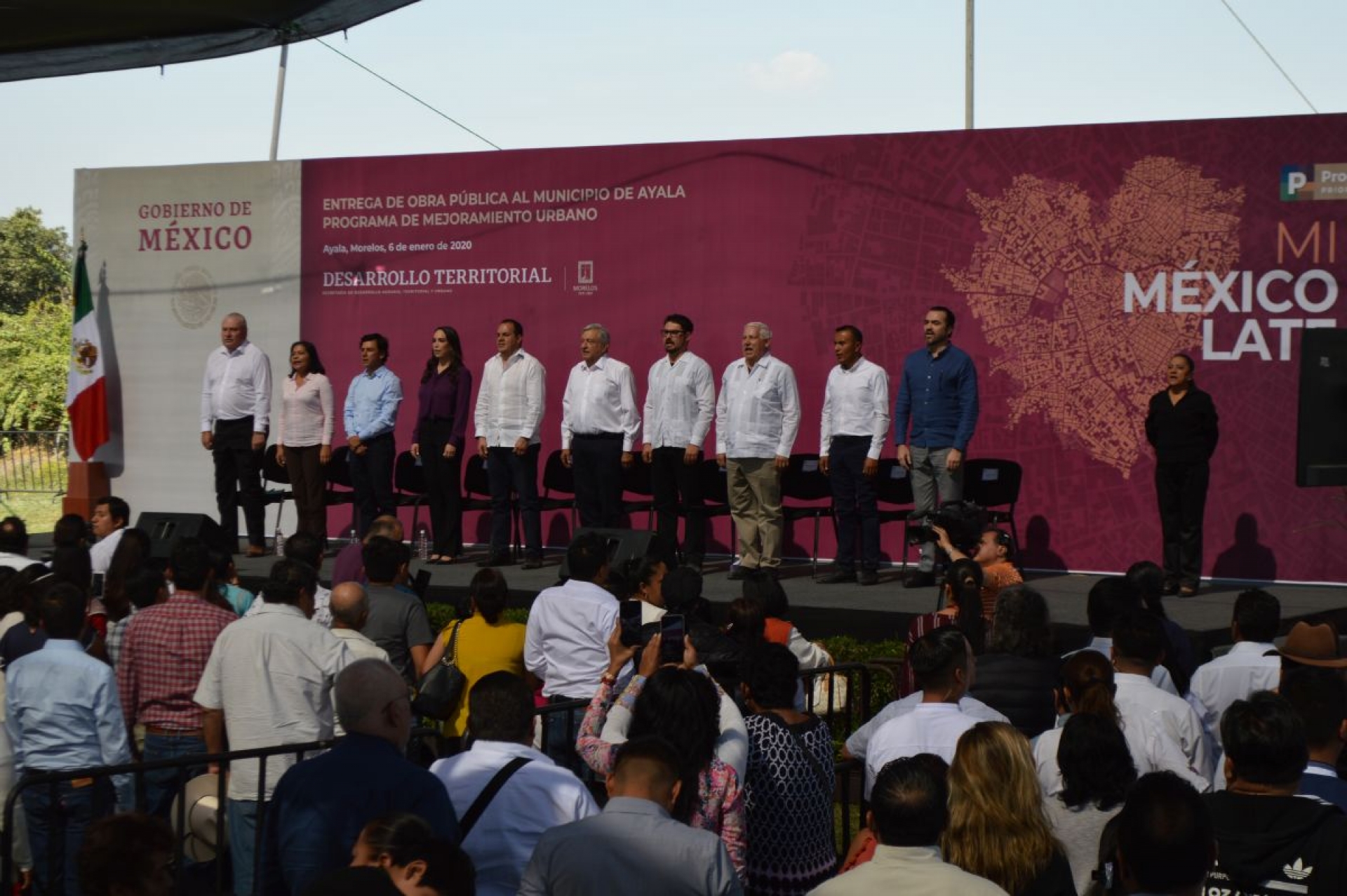 Entregan obras por 200 mdp en Ayala