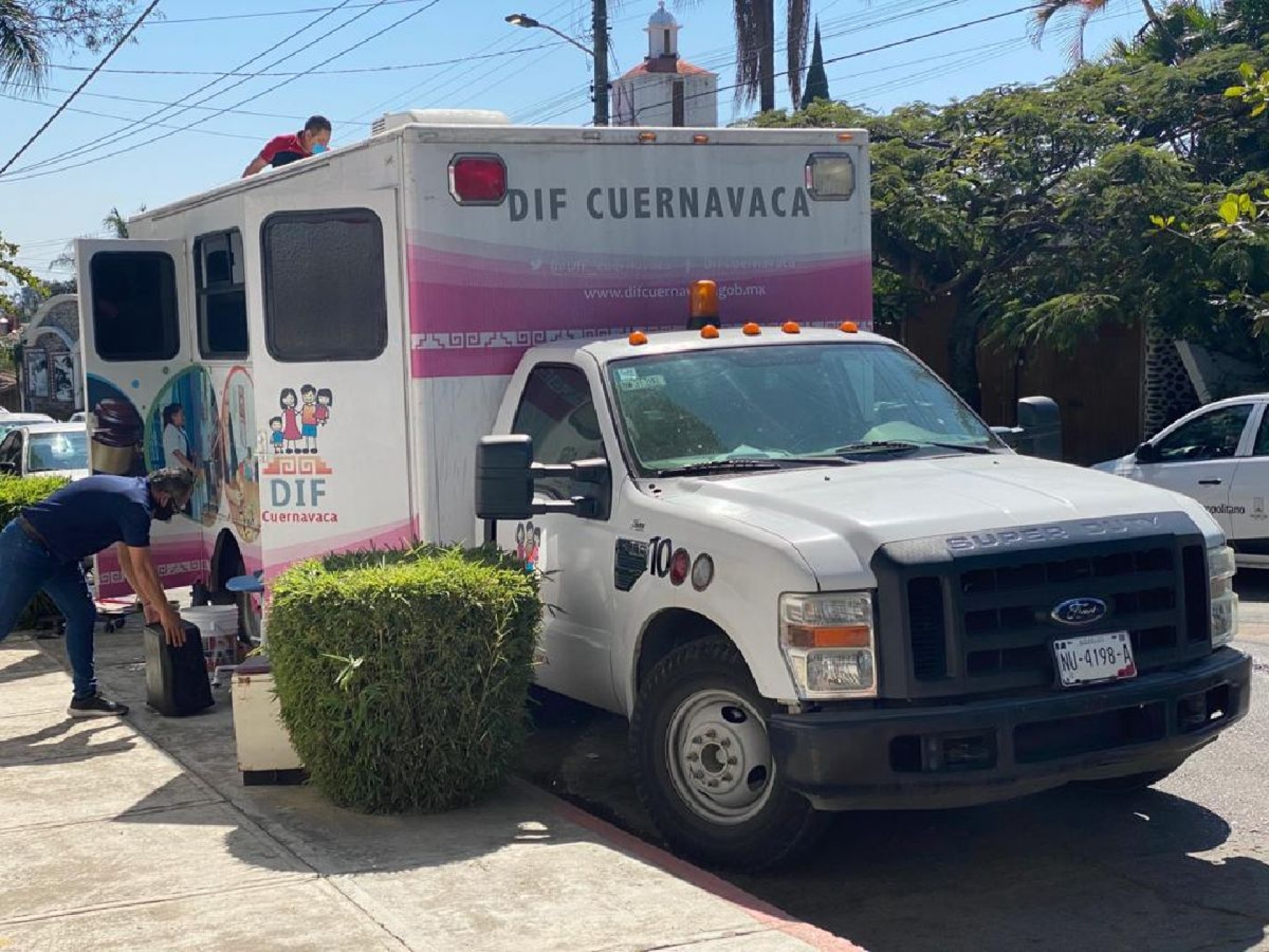 Ayuntamiento y DIF Cuernavaca dan atención de calidad a adultos mayores en situación de calle