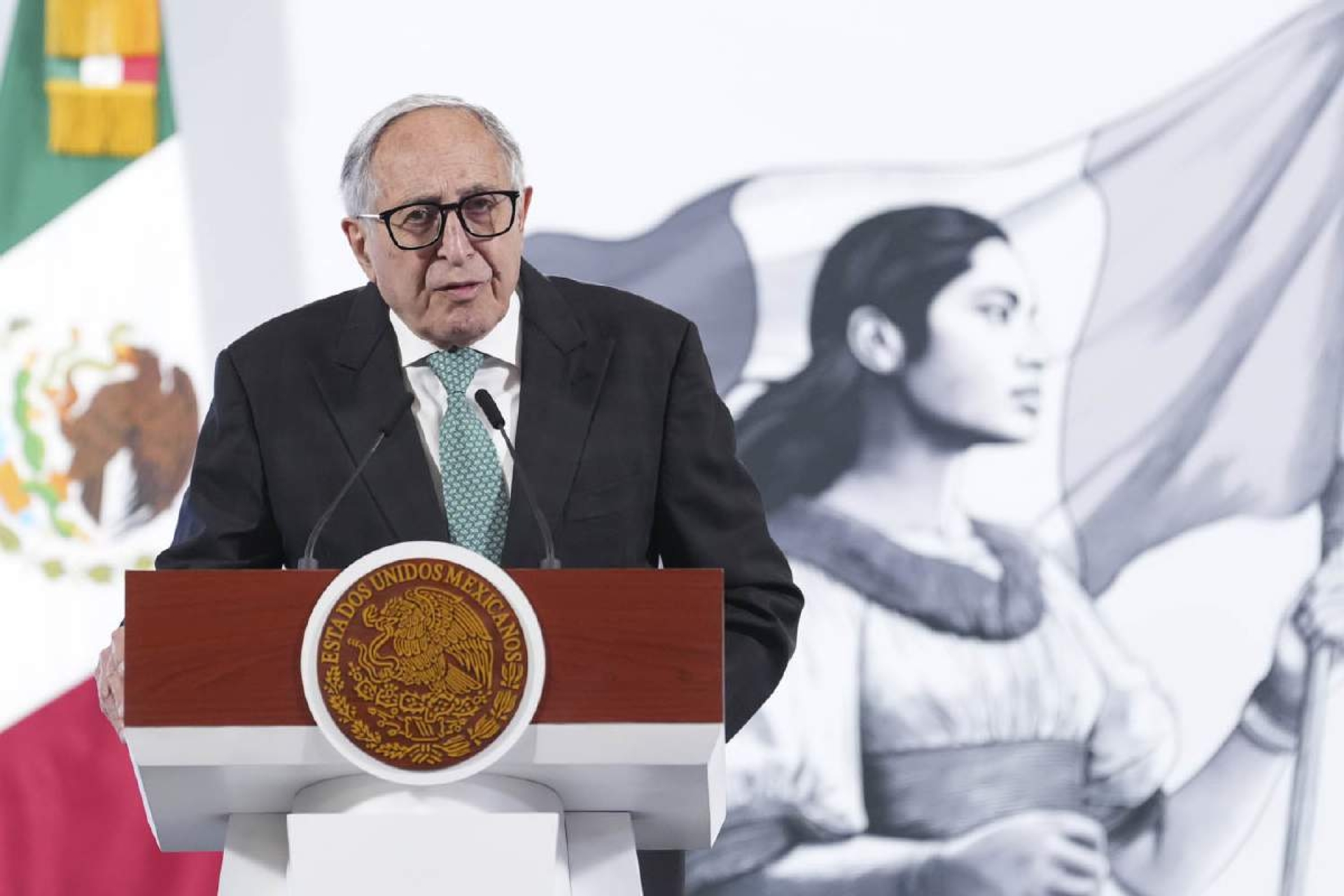 Con sobrepeso, casi 40 ciento de alumnos
