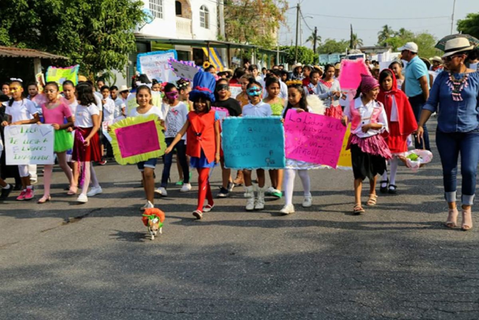 Celebran el décimo aniversario de la Biblioteca Vagabunda en Quebrantadero