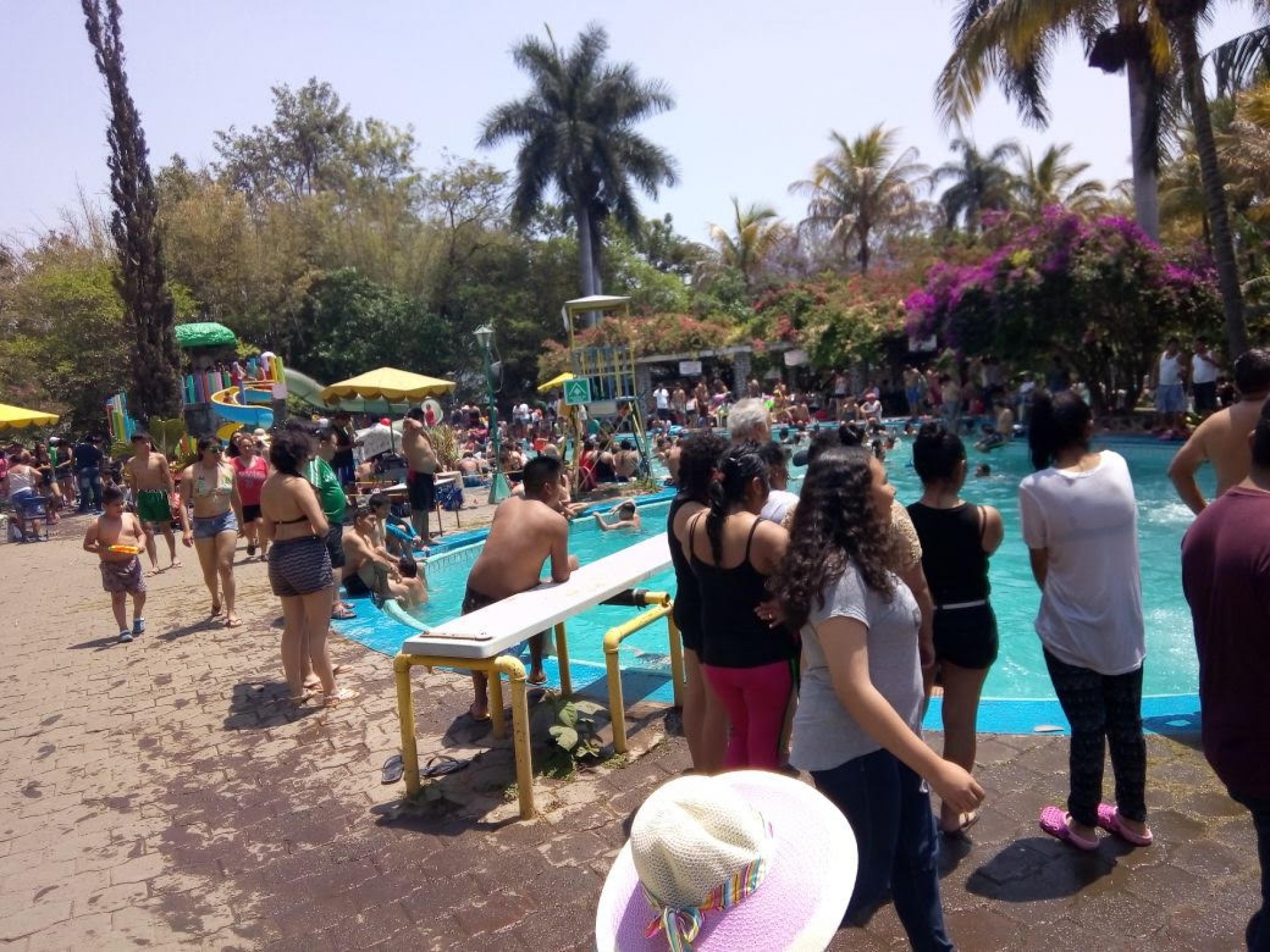 Exhortan a protegerse de los rayos del sol en esta temporada