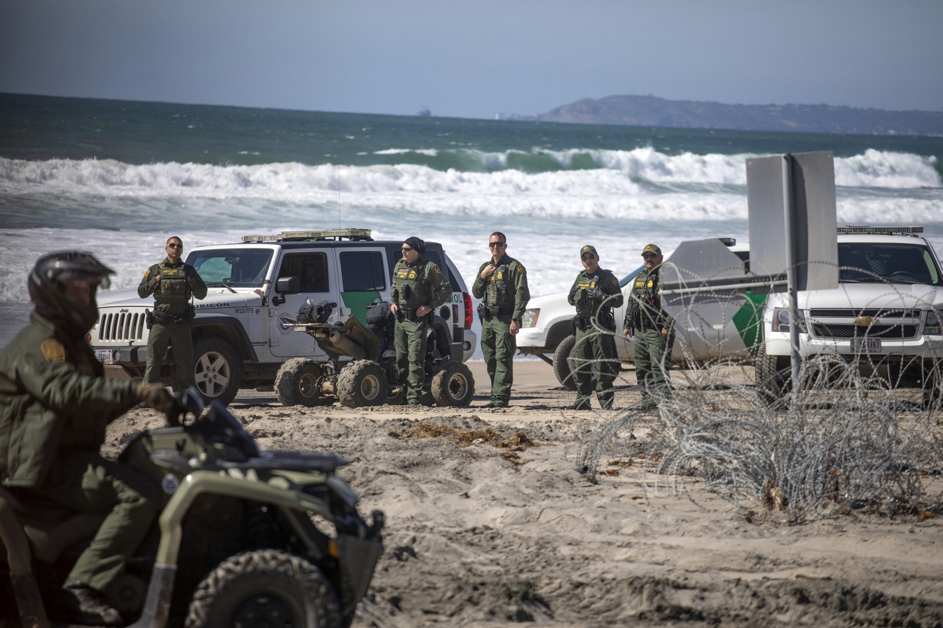 'México no hace nada para detener migrantes', reprocha Trump
