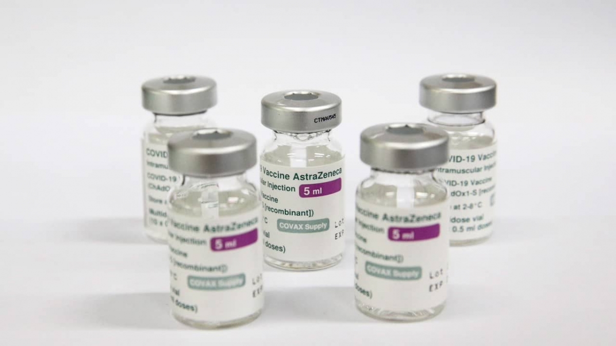 Unión Europea no renueva contrato de vacunas de AstraZeneca