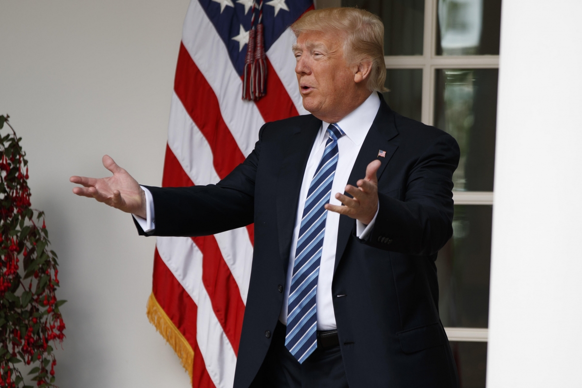 La única manera de sobrevivir es ser combativo: Trump