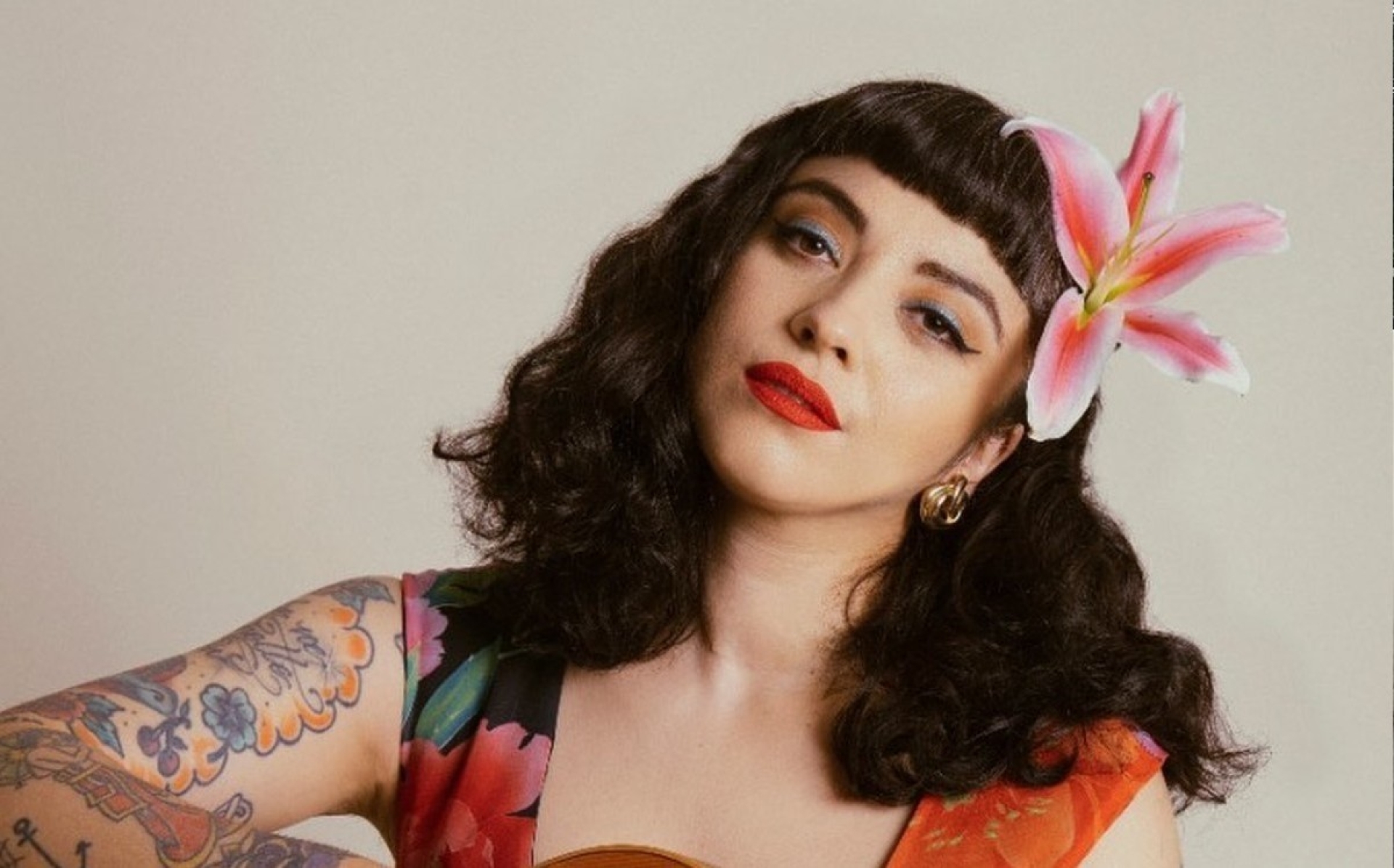 Mon Laferte anuncia su gira 'autopoiética'; pronto se presentará en México