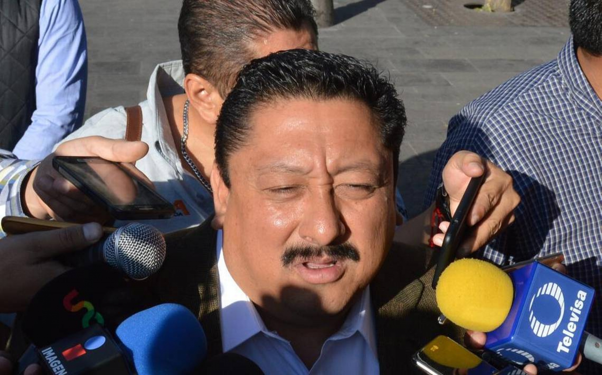 Pide Barra de Abogados renuncia del fiscal general