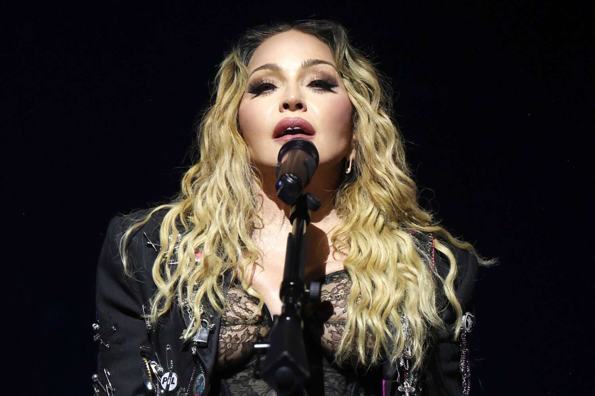 Madonna Critica a Trump por Autoproclamarse 'Rey'