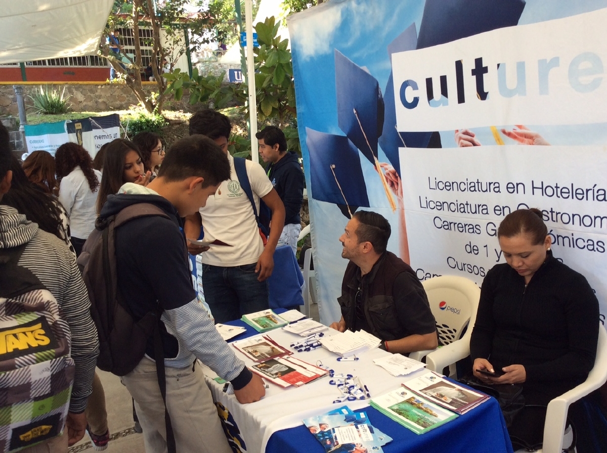 Se realizó la séptima feria de profesionalización del CBTA 8 de Xoxocotla