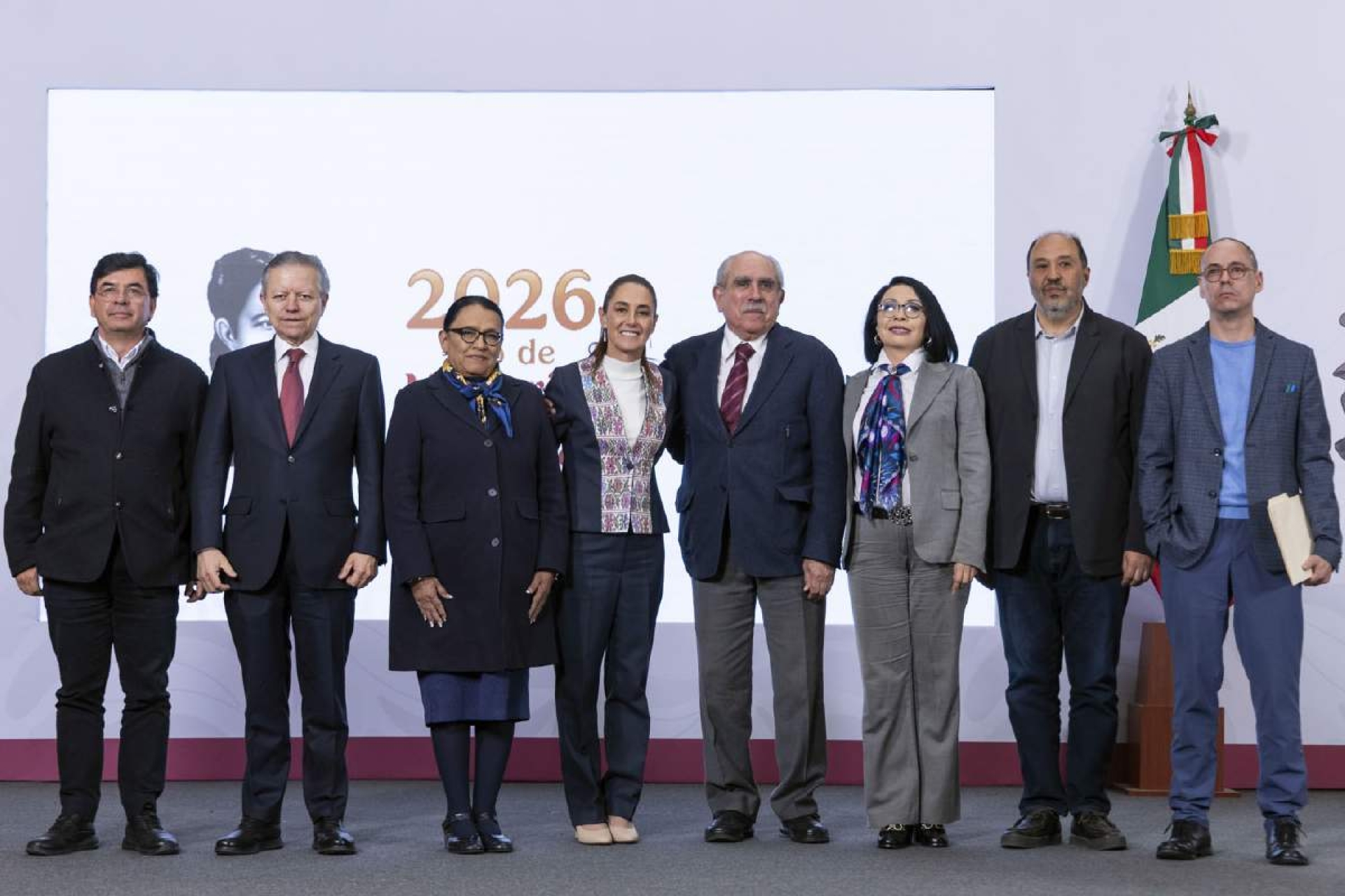 Plantea reforma menos recursos para Congresos